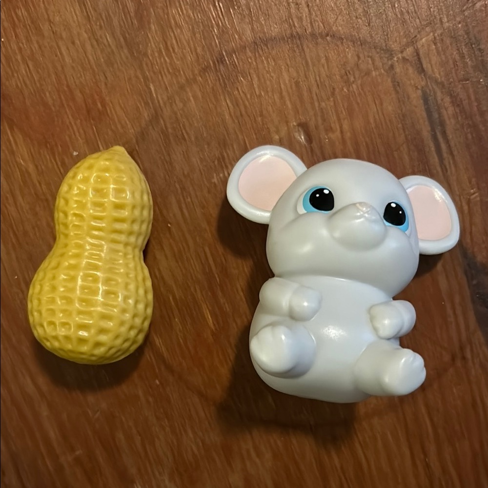 Talking Juno my baby elephant accessories (peanut & mouse)